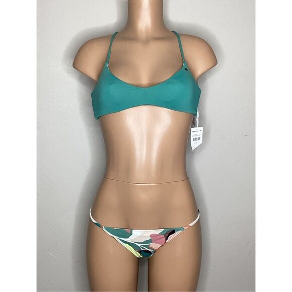 New. O’Neill soft green bikini. S/M. Retails $89 - Picture 3 of 7